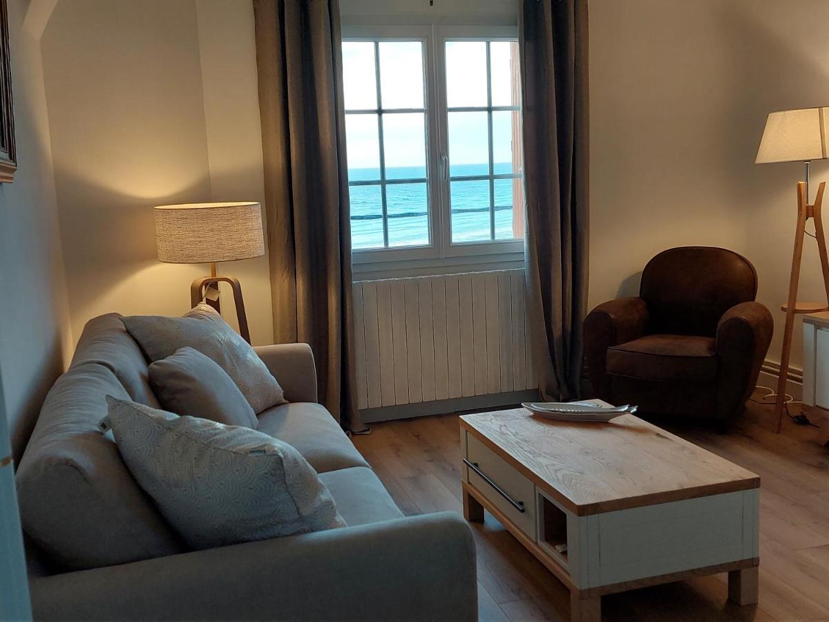 Au Gre Des Marees 2 Appartement Face A La Mer 2Eme Etage Ault Exteriör bild