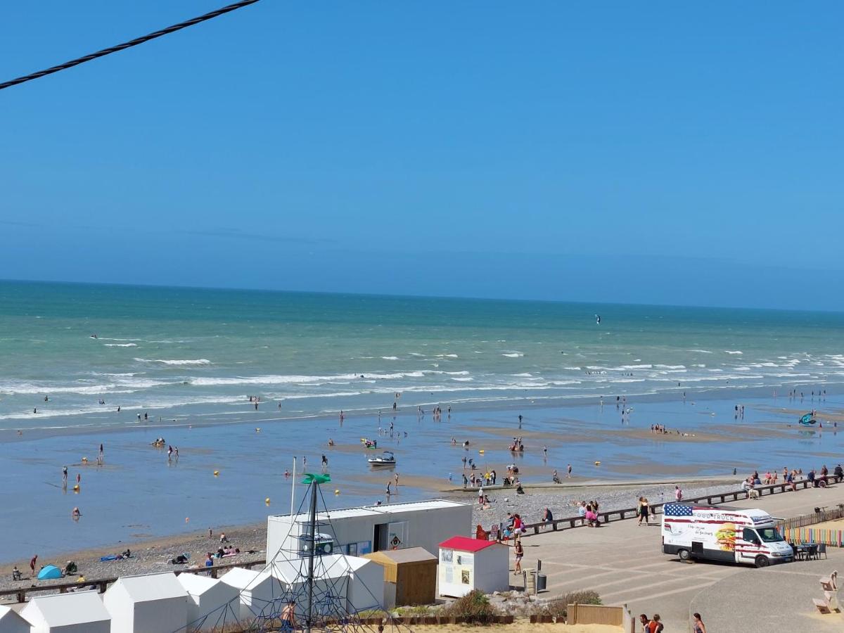 Au Gre Des Marees 2 Appartement Face A La Mer 2Eme Etage Ault Exteriör bild