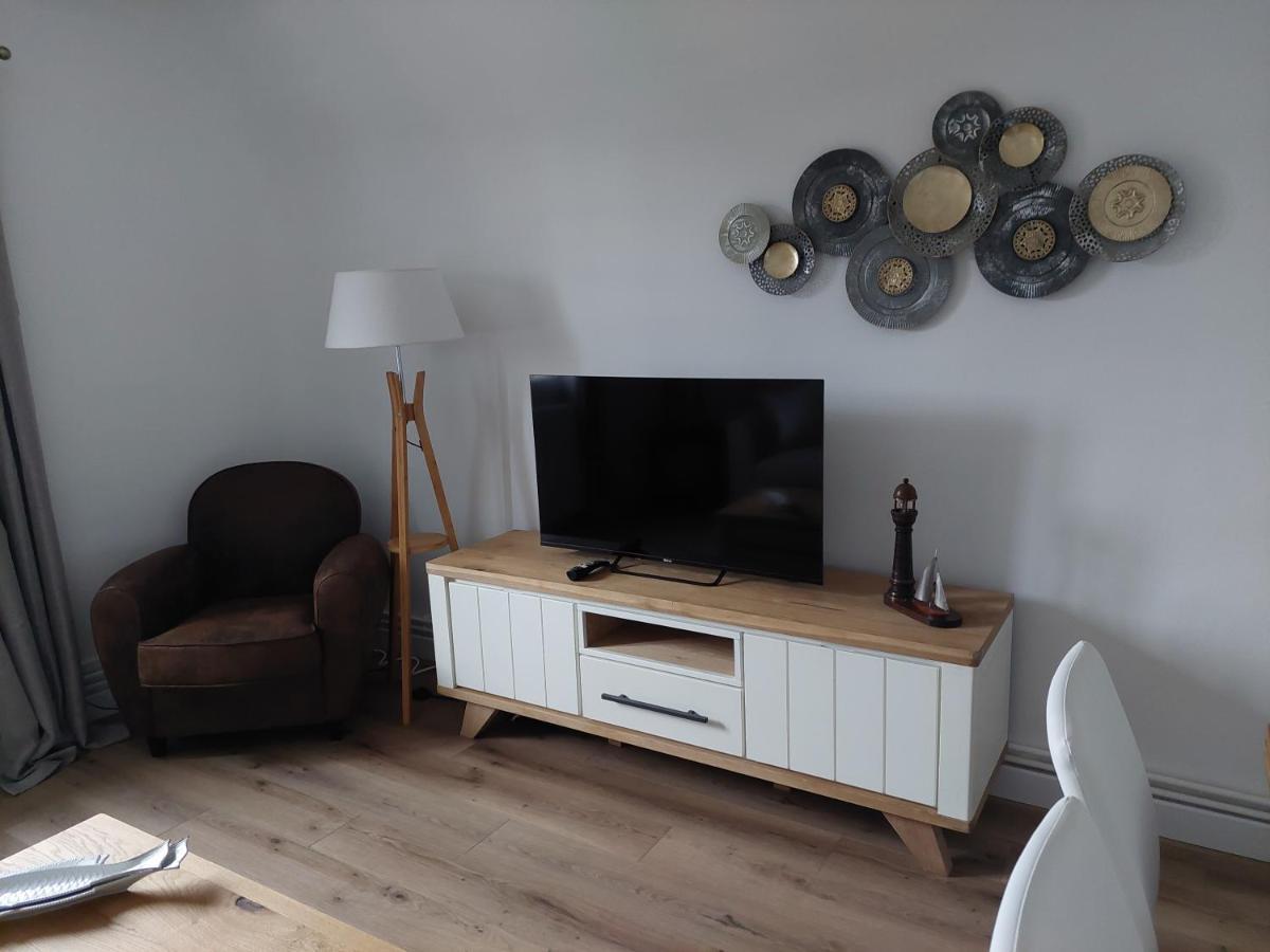 Au Gre Des Marees 2 Appartement Face A La Mer 2Eme Etage Ault Exteriör bild